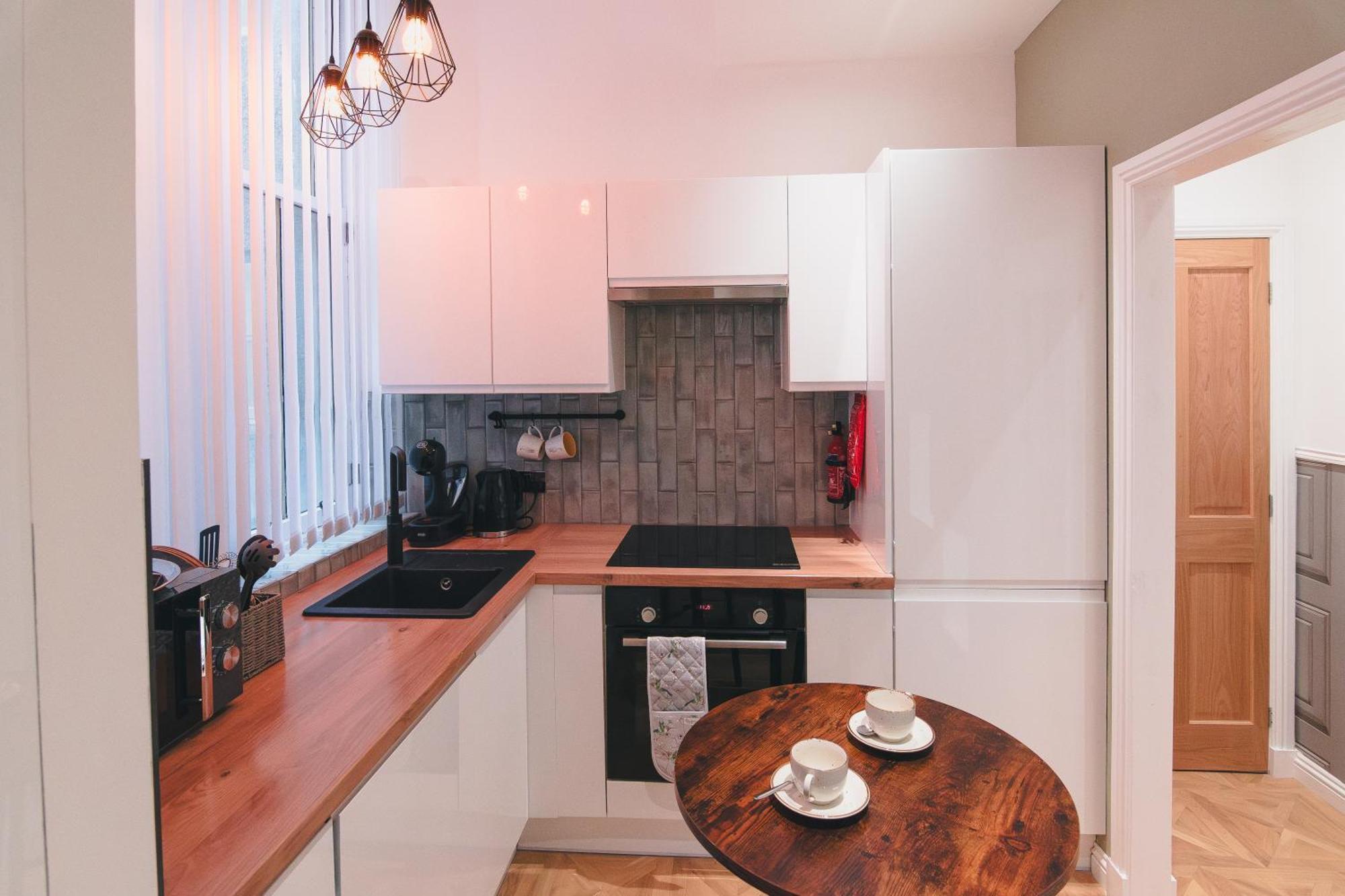 Modern Apartment In Aberdeen City Centre, Guild Street, Free Wifi 외부 사진